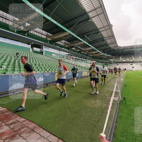 13.09.2026 - 21. swb-Marathon Bremen Michael Burmester http://msf.ph/oto/10291992 13.09.2026 10:27:17 Laufen im Stadion 10096, 10142, 10172, 10189, 10210, 10214, 10223, 10228, 10231, 10269, 10289, 10293, 10310, 10318, 10319, 10352, 10393, 10398, 10436, 10445, 10447, 10454, 10464, 10489, 10504, 10508, 10514, 10536, 10541, 10566, 10583, 10594, 10628, 10638, 10735, 10744, 10806, 10807, 10846, 10860, 10866, 10873, 10897, 10898, 10917, 10956, 10987, 10992, 11015, 11060, 11063, 11076, 11110, 11111, 11130, 11135, 11148, 11155, 11187, 11193, 11199, 11209, 11232, 11279 meine-sportfotos.de
