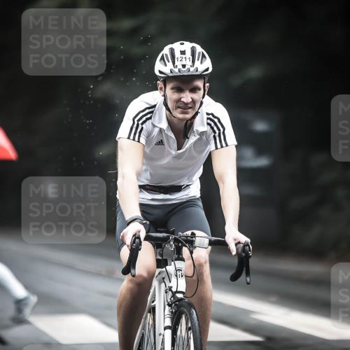 13.09.2026 - Stadtparktriathlon H.Heesch http://msf.ph/oto/10291997 13.09.2026 12:43:31 Radfahren 1104, 1113, 1132, 1199, 1211 meine-sportfotos.de