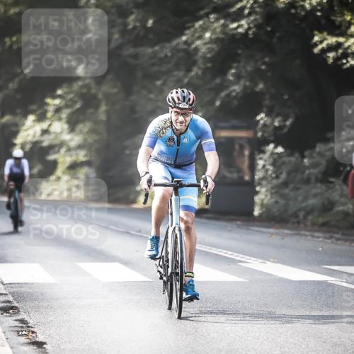 13.09.2026 - Stadtparktriathlon H.Heesch http://msf.ph/oto/10292011 13.09.2026 11:26:16 Radfahren 626, 629, 688, 703, 792 meine-sportfotos.de