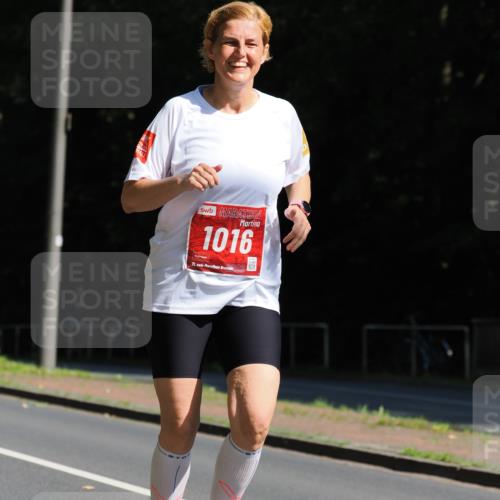 13.09.2026 - 21. swb-Marathon Bremen TobiasT http://msf.ph/oto/10292027 13.09.2026 12:41:16 Laufen 1016, 21, 26 meine-sportfotos.de