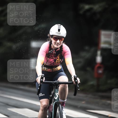 13.09.2026 - Stadtparktriathlon H.Heesch http://msf.ph/oto/10292033 13.09.2026 12:43:37 Radfahren 1132, 1173, 1211 meine-sportfotos.de