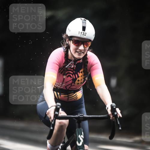 13.09.2026 - Stadtparktriathlon H.Heesch http://msf.ph/oto/10292040 13.09.2026 12:43:38 Radfahren 1132, 1173 meine-sportfotos.de
