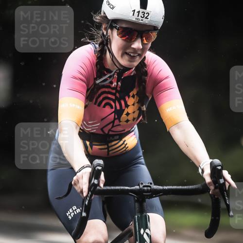 13.09.2026 - Stadtparktriathlon H.Heesch http://msf.ph/oto/10292054 13.09.2026 12:43:38 Radfahren 1132, 1173 meine-sportfotos.de