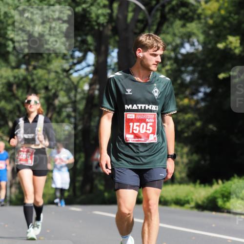13.09.2026 - 21. swb-Marathon Bremen TobiasT http://msf.ph/oto/10292064 13.09.2026 12:44:30 Laufen 8, 1505, 21 meine-sportfotos.de