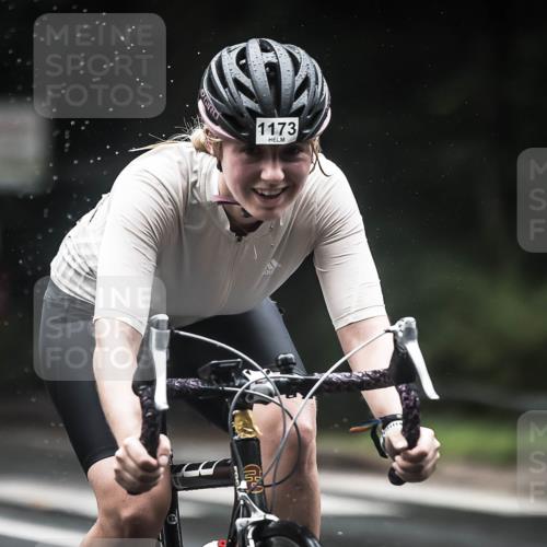13.09.2026 - Stadtparktriathlon H.Heesch http://msf.ph/oto/10292069 13.09.2026 12:43:39 Radfahren 1132, 1173 meine-sportfotos.de
