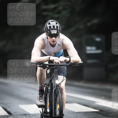 13.09.2026 - Stadtparktriathlon H.Heesch http://msf.ph/oto/10292085 13.09.2026 12:43:47 Radfahren 1090, 1277, 1295 meine-sportfotos.de