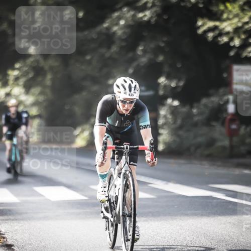 13.09.2026 - Stadtparktriathlon H.Heesch http://msf.ph/oto/10292087 13.09.2026 11:26:23 Radfahren 660, 730, 746, 792, 820, 821 meine-sportfotos.de