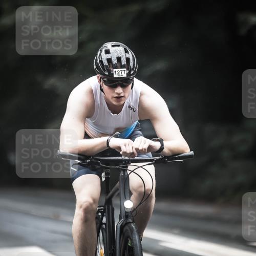 13.09.2026 - Stadtparktriathlon H.Heesch http://msf.ph/oto/10292093 13.09.2026 12:43:47 Radfahren 1090, 1277, 1295 meine-sportfotos.de
