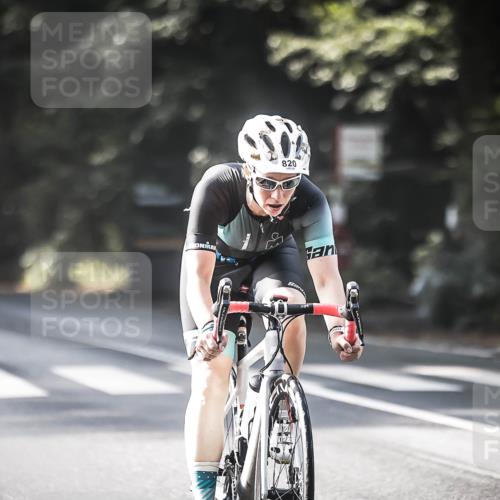 13.09.2026 - Stadtparktriathlon H.Heesch http://msf.ph/oto/10292100 13.09.2026 11:26:23 Radfahren 660, 730, 746, 792, 820, 821 meine-sportfotos.de