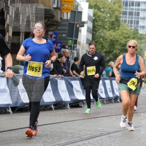 13.09.2026 - 21. swb-Marathon Bremen Strokosch-Dieckow http://msf.ph/oto/10292111 13.09.2026 11:17:07 Ziel 10679, 11456, 11867, 12089, 12158, 10773, 10779, 11495, 11672, 12101 meine-sportfotos.de