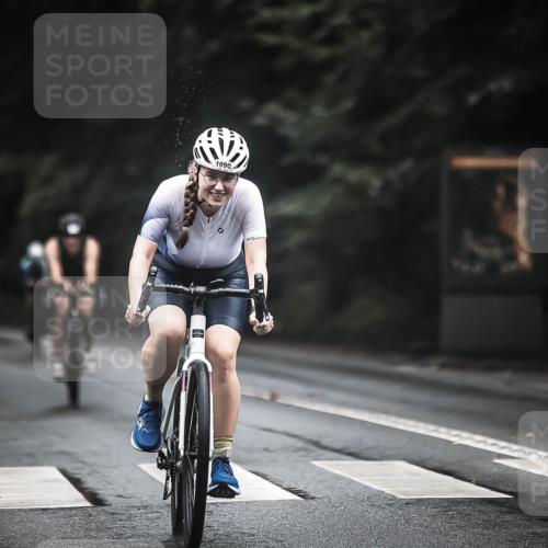 13.09.2026 - Stadtparktriathlon H.Heesch http://msf.ph/oto/10292124 13.09.2026 12:43:51 Radfahren 1090, 1181, 1209, 1220, 1277, 1295 meine-sportfotos.de