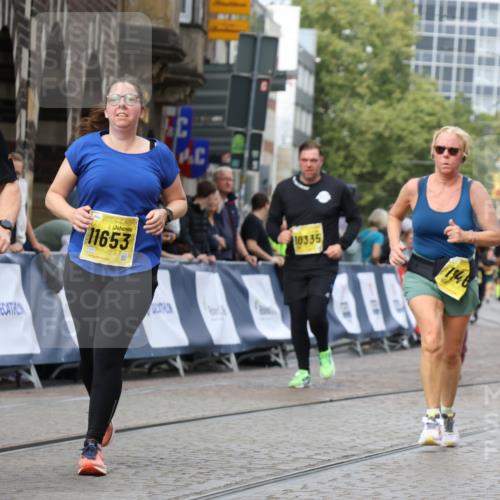 13.09.2026 - 21. swb-Marathon Bremen Strokosch-Dieckow http://msf.ph/oto/10292127 13.09.2026 11:17:07 Ziel 10679, 11456, 11867, 12089, 12158, 10773, 10779, 11495, 11672, 12101 meine-sportfotos.de