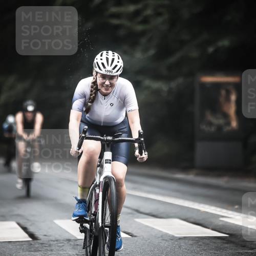 13.09.2026 - Stadtparktriathlon H.Heesch http://msf.ph/oto/10292129 13.09.2026 12:43:51 Radfahren 1090, 1181, 1209, 1220, 1277, 1295 meine-sportfotos.de