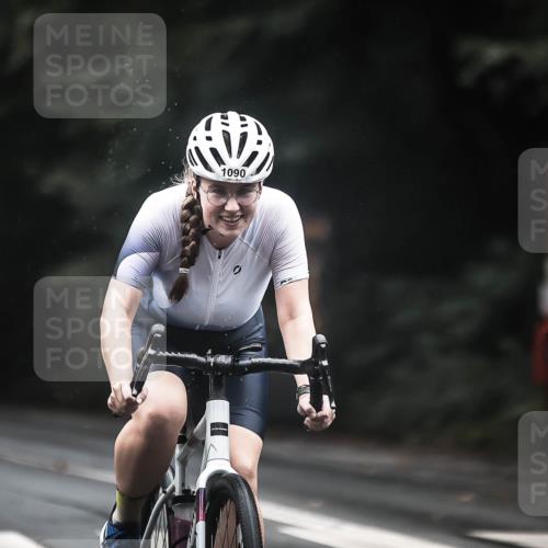 13.09.2026 - Stadtparktriathlon H.Heesch http://msf.ph/oto/10292144 13.09.2026 12:43:51 Radfahren 1090, 1181, 1209, 1220, 1277, 1295 meine-sportfotos.de