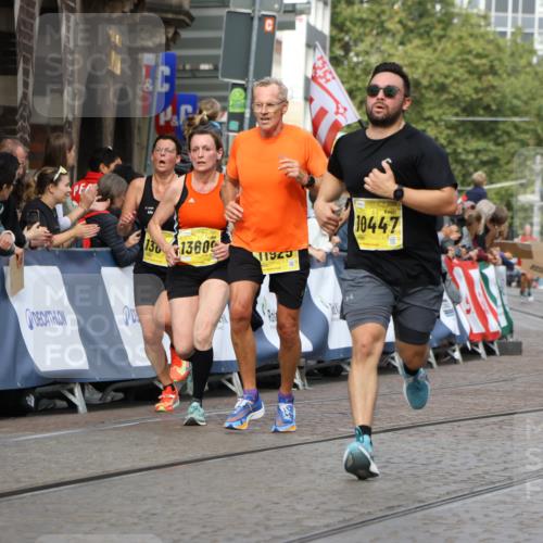 13.09.2026 - 21. swb-Marathon Bremen Strokosch-Dieckow http://msf.ph/oto/10292148 13.09.2026 10:46:17 Ziel 10436, 11015, 11762, 11956, 12033, 12069, 12556, 12557, 13529, 13612, 10228, 10897, 11110, 11287, 11356 meine-sportfotos.de