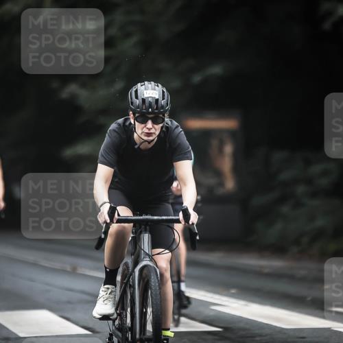 13.09.2026 - Stadtparktriathlon H.Heesch http://msf.ph/oto/10292199 13.09.2026 12:43:55 Radfahren 1090, 1181, 1209, 1220, 1295 meine-sportfotos.de