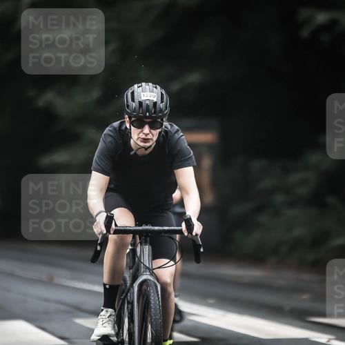 13.09.2026 - Stadtparktriathlon H.Heesch http://msf.ph/oto/10292205 13.09.2026 12:43:55 Radfahren 1090, 1181, 1209, 1220, 1295 meine-sportfotos.de