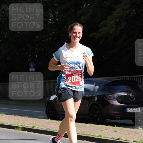 13.09.2026 - 21. swb-Marathon Bremen TobiasT http://msf.ph/oto/10292217 13.09.2026 12:45:57 Laufen 2025, 125 meine-sportfotos.de