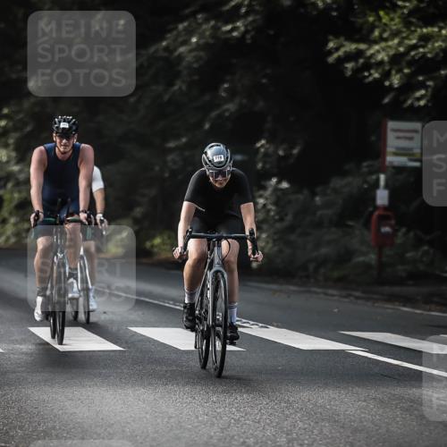 13.09.2026 - Stadtparktriathlon H.Heesch http://msf.ph/oto/10292244 13.09.2026 11:26:41 Radfahren 685, 694, 710, 778 meine-sportfotos.de