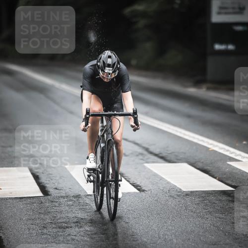 13.09.2026 - Stadtparktriathlon H.Heesch http://msf.ph/oto/10292256 13.09.2026 12:44:03 Radfahren 1112, 1169 meine-sportfotos.de