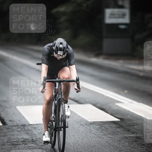13.09.2026 - Stadtparktriathlon H.Heesch http://msf.ph/oto/10292262 13.09.2026 12:44:03 Radfahren 1112, 1169 meine-sportfotos.de