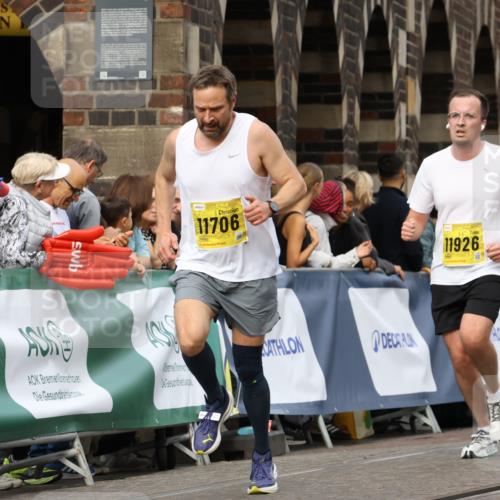 13.09.2026 - 21. swb-Marathon Bremen Strokosch-Dieckow http://msf.ph/oto/10292272 13.09.2026 10:46:25 Ziel 10436, 10447, 10992, 11925, 11956, 12556, 12557, 13529, 13609, 13612, 13640, 10590, 10897, 11110, 11155, 11356, 12035, 13511 meine-sportfotos.de