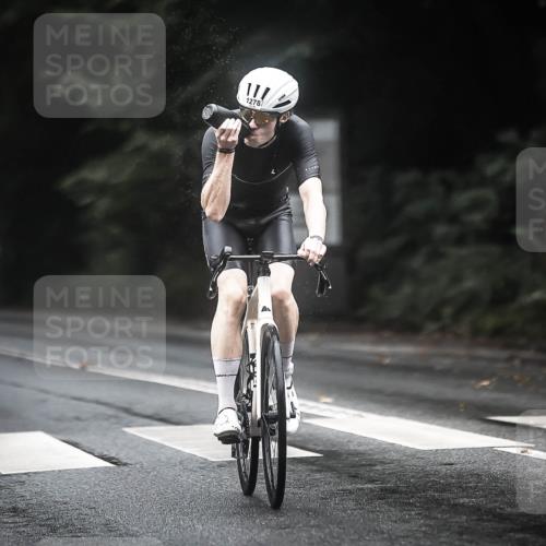 13.09.2026 - Stadtparktriathlon H.Heesch http://msf.ph/oto/10292303 13.09.2026 12:44:37 Radfahren 1121, 1129, 1148, 1278 meine-sportfotos.de