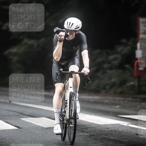 13.09.2026 - Stadtparktriathlon H.Heesch http://msf.ph/oto/10292308 13.09.2026 12:44:37 Radfahren 1121, 1129, 1148, 1278 meine-sportfotos.de