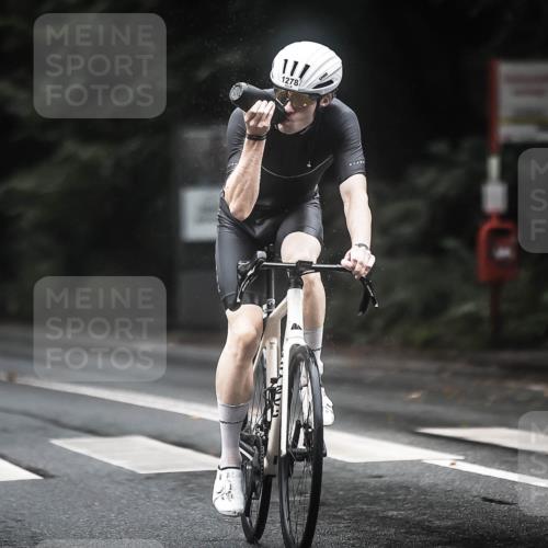 13.09.2026 - Stadtparktriathlon H.Heesch http://msf.ph/oto/10292313 13.09.2026 12:44:37 Radfahren 1121, 1129, 1148, 1278 meine-sportfotos.de