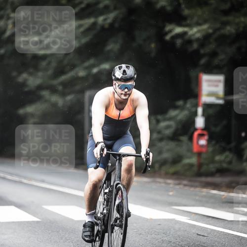 13.09.2026 - Stadtparktriathlon H.Heesch http://msf.ph/oto/10292323 13.09.2026 11:37:19 Radfahren 724, 761, 864, 906, 911, 926 meine-sportfotos.de