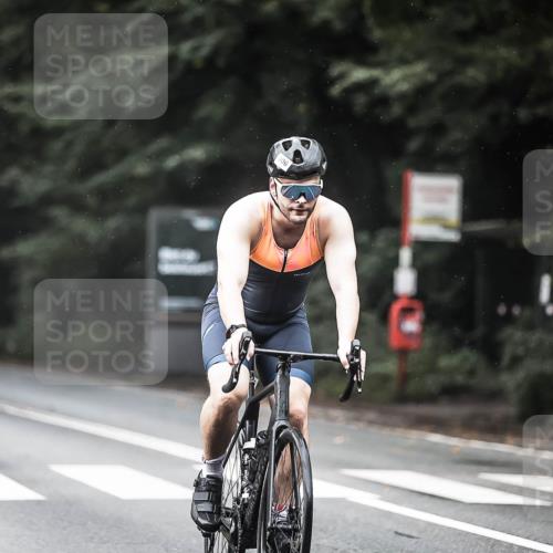 13.09.2026 - Stadtparktriathlon H.Heesch http://msf.ph/oto/10292327 13.09.2026 11:37:19 Radfahren 724, 761, 864, 906, 911, 926 meine-sportfotos.de
