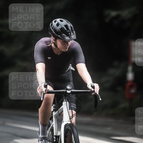 13.09.2026 - Stadtparktriathlon H.Heesch http://msf.ph/oto/10292341 13.09.2026 12:44:44 Radfahren 1121, 1134, 1148, 1157, 1256, 1257, 1302 meine-sportfotos.de