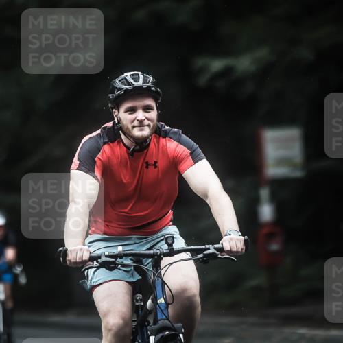 13.09.2026 - Stadtparktriathlon H.Heesch http://msf.ph/oto/10292355 13.09.2026 12:44:48 Radfahren 1078, 1102, 1121, 1134, 1148, 1157, 1247, 1256, 1257, 1258, 1302 meine-sportfotos.de