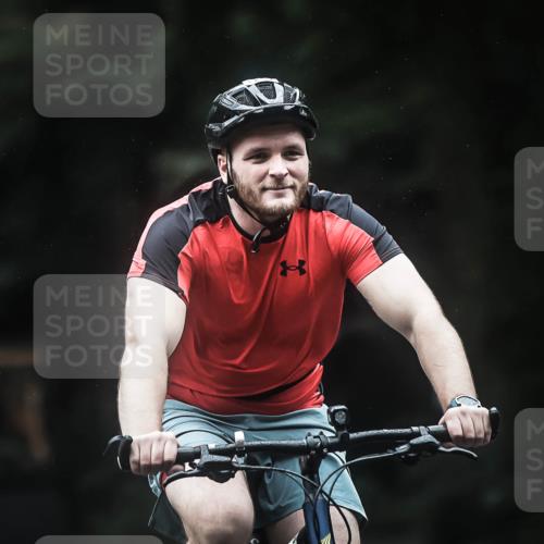 13.09.2026 - Stadtparktriathlon H.Heesch http://msf.ph/oto/10292366 13.09.2026 12:44:48 Radfahren 1078, 1102, 1121, 1134, 1148, 1157, 1247, 1256, 1257, 1258, 1302 meine-sportfotos.de