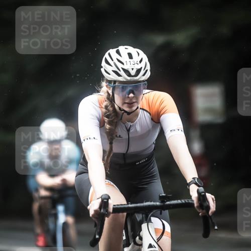 13.09.2026 - Stadtparktriathlon H.Heesch http://msf.ph/oto/10292387 13.09.2026 12:44:50 Radfahren 1078, 1102, 1134, 1157, 1233, 1247, 1256, 1257, 1258, 1302 meine-sportfotos.de