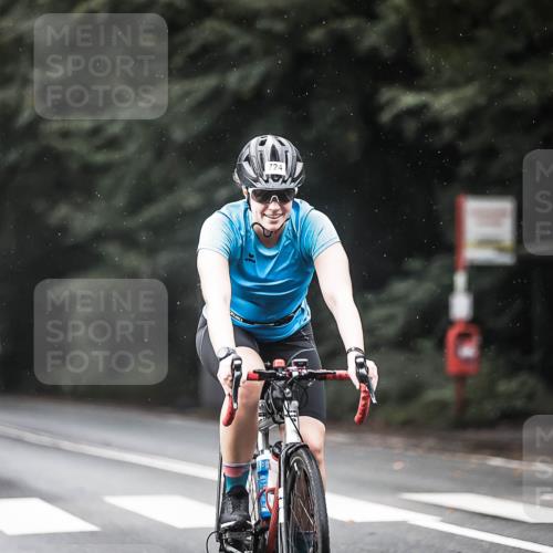13.09.2026 - Stadtparktriathlon H.Heesch http://msf.ph/oto/10292397 13.09.2026 11:37:25 Radfahren 724, 761, 836, 864, 896, 906, 911, 923 meine-sportfotos.de