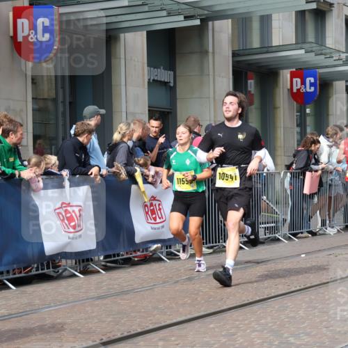 13.09.2026 - 21. swb-Marathon Bremen Strokosch-Dieckow http://msf.ph/oto/10292413 13.09.2026 10:45:37 Ziel 10436, 10464, 10987, 11015, 11279, 11559, 11762, 11845, 11956, 12033, 12069, 12087, 12556, 12557, 13529, 13595, 13612, 10318, 10352, 10398, 10536, 10541, 10583, 11063, 11088, 11209, 11232, 11478, 11559, 11695, 11749, 11835, 11845, 12054, 12087, 12290, 12355, 12475, 12534, 13532, 13628 meine-sportfotos.de