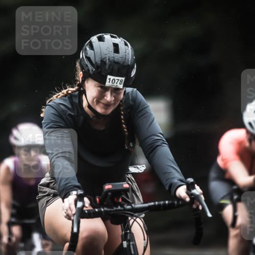 13.09.2026 - Stadtparktriathlon H.Heesch http://msf.ph/oto/10292422 13.09.2026 12:44:53 Radfahren 1078, 1081, 1102, 1134, 1157, 1233, 1247, 1256, 1257, 1258, 1302 meine-sportfotos.de