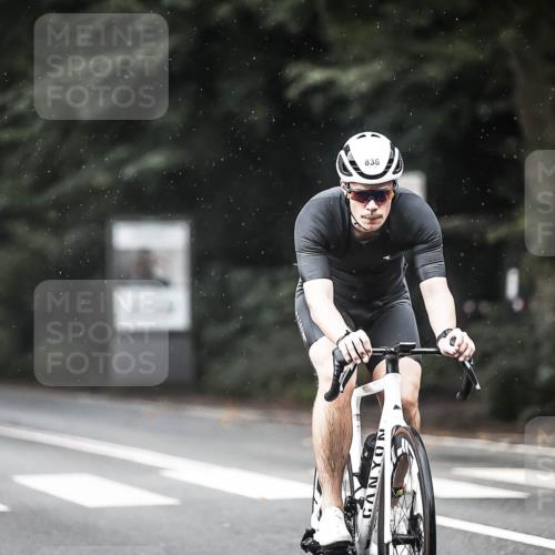 13.09.2026 - Stadtparktriathlon H.Heesch http://msf.ph/oto/10292441 13.09.2026 11:37:27 Radfahren 724, 761, 836, 864, 896, 911, 923 meine-sportfotos.de