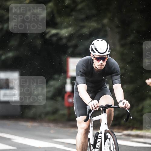 13.09.2026 - Stadtparktriathlon H.Heesch http://msf.ph/oto/10292445 13.09.2026 11:37:27 Radfahren 724, 761, 836, 864, 896, 911, 923 meine-sportfotos.de