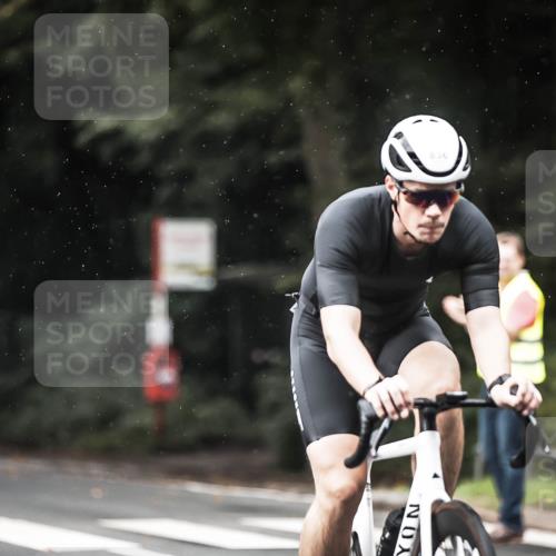 13.09.2026 - Stadtparktriathlon H.Heesch http://msf.ph/oto/10292450 13.09.2026 11:37:27 Radfahren 724, 761, 836, 864, 896, 911, 923 meine-sportfotos.de