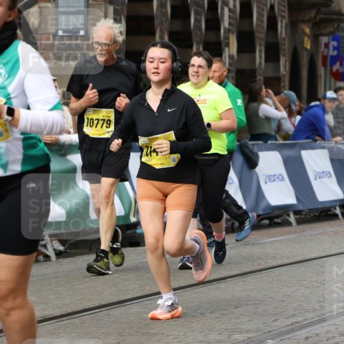 13.09.2026 - 21. swb-Marathon Bremen Strokosch-Dieckow http://msf.ph/oto/10292452 13.09.2026 11:17:23 Ziel 10295, 10335, 10999, 11355, 11461, 11653, 11672, 11867, 12287, 10472, 10756, 10979, 11709, 12334 meine-sportfotos.de