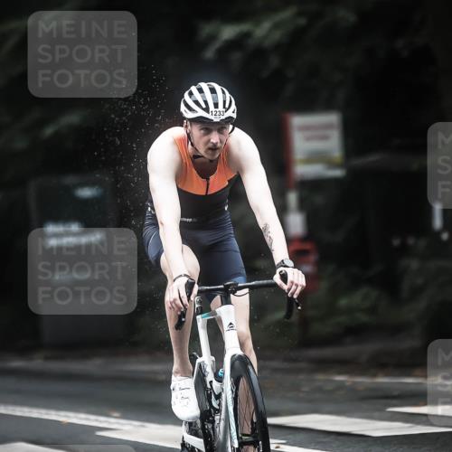 13.09.2026 - Stadtparktriathlon H.Heesch http://msf.ph/oto/10292463 13.09.2026 12:44:56 Radfahren 1078, 1081, 1102, 1233, 1247, 1258, 1302 meine-sportfotos.de