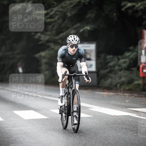 13.09.2026 - Stadtparktriathlon H.Heesch http://msf.ph/oto/10292466 13.09.2026 11:37:31 Radfahren 724, 829, 833, 836, 896, 923 meine-sportfotos.de