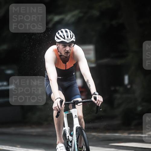 13.09.2026 - Stadtparktriathlon H.Heesch http://msf.ph/oto/10292467 13.09.2026 12:44:56 Radfahren 1078, 1081, 1102, 1233, 1247, 1258, 1302 meine-sportfotos.de