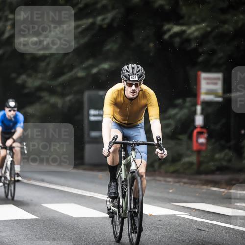 13.09.2026 - Stadtparktriathlon H.Heesch http://msf.ph/oto/10292516 13.09.2026 11:37:34 Radfahren 829, 833, 853, 923 meine-sportfotos.de