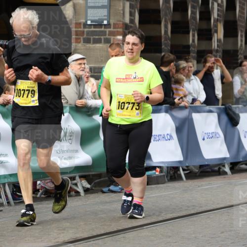 13.09.2026 - 21. swb-Marathon Bremen Strokosch-Dieckow http://msf.ph/oto/10292519 13.09.2026 11:17:25 Ziel 10295, 10335, 10999, 11355, 11461, 11495, 11653, 11672, 12101, 12287, 10472, 10756, 10979, 11709, 12334 meine-sportfotos.de