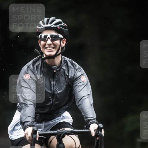 13.09.2026 - Stadtparktriathlon H.Heesch http://msf.ph/oto/10292522 13.09.2026 12:45:04 Radfahren 1081, 1203, 1270, 1286 meine-sportfotos.de