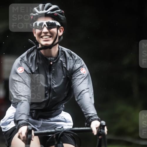 13.09.2026 - Stadtparktriathlon H.Heesch http://msf.ph/oto/10292527 13.09.2026 12:45:04 Radfahren 1081, 1203, 1270, 1286 meine-sportfotos.de