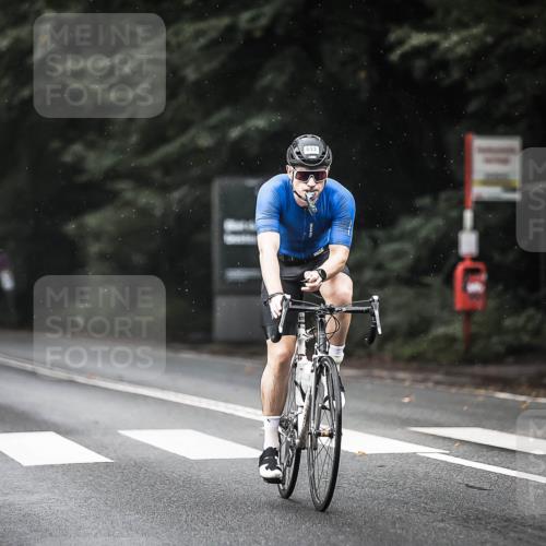 13.09.2026 - Stadtparktriathlon H.Heesch http://msf.ph/oto/10292535 13.09.2026 11:37:35 Radfahren 829, 833, 853, 903, 923 meine-sportfotos.de